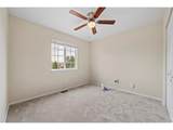 9073 Flaming Arrow Ave - Photo 16