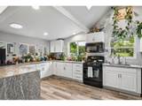 5213 Mcintyre St - Photo 4