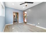 886 Kingston St - Photo 13