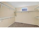10732 Dumbarton Cir - Photo 19