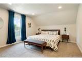 517 Locust St - Photo 17