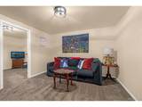 1102 Holmes Dr - Photo 11