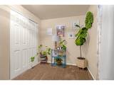 1102 Holmes Dr - Photo 13