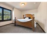17576 Cabin Hill Ln - Photo 33