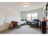 1121 Stone Cliff Dr - Photo 15