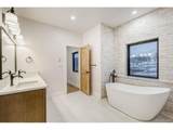 680 Lone Eagle Dr - Photo 15