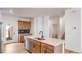696 Tempe St - Photo 4