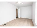 435 35th Ave - Photo 15