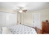 7806 Grandview Ave - Photo 14