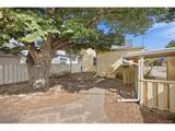 7806 Grandview Ave - Photo 18