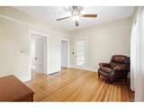 7806 Grandview Ave - Photo 7