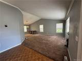 11705 Atlantic Ave - Photo 2
