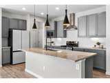 931 Hopkins Dr - Photo 12