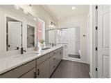 957 Highlands Cir - Photo 16