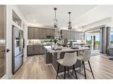 957 Highlands Cir - Photo 4