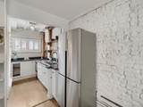 1059 Emerson St - Photo 5