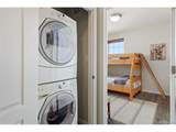 156 Village Rd - Photo 20