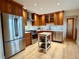 818 6th St - Photo 10