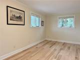 818 6th St - Photo 17