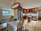818 6th St - Photo 8