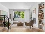 544 Monroe St - Photo 8