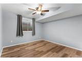1142 Edinburgh Dr - Photo 32