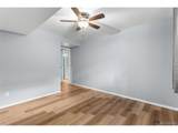 1142 Edinburgh Dr - Photo 33