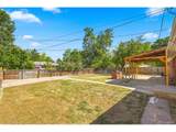 130 Chase St - Photo 32