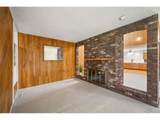 32 Douglas Dr - Photo 4