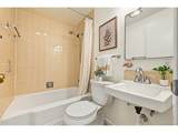 2555 Queen St - Photo 17
