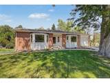2555 Queen St - Photo 2