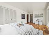 2555 Queen St - Photo 20