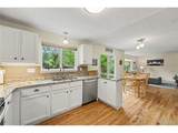 360 Maplewood Dr - Photo 10