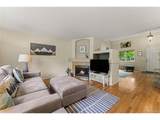 360 Maplewood Dr - Photo 4