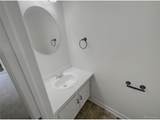 7604 Steele St - Photo 10
