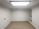 7604 Steele St - Photo 16