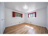 160 105th Ave - Photo 18