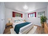 160 105th Ave - Photo 19