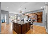 1085 Vine St - Photo 17