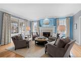1085 Vine St - Photo 9