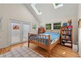 504 Simpson St - Photo 10