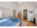 504 Simpson St - Photo 9