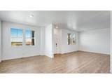 323 Bersshine St - Photo 10