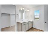 323 Bersshine St - Photo 19