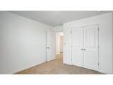 323 Bersshine St - Photo 25