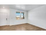 323 Bersshine St - Photo 6