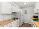 381 Ames St - Photo 13