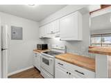 381 Ames St - Photo 15