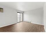 381 Ames St - Photo 18