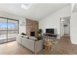 381 Ames St - Photo 4